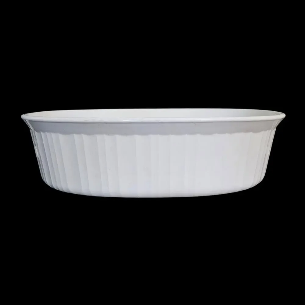 CorningWare French White F-2-B Oval Casserole Dish 2.8L Fluted Bakeware